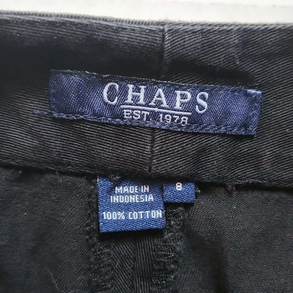 Chaps Short Womens Size 8 black silver clasp buckle long pockets Cotton